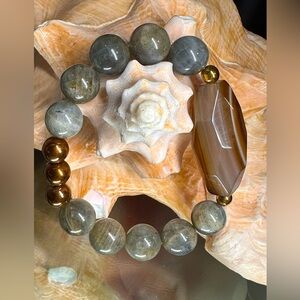 Gray Labradorite and Brown Agate Bead Stretch Bracelet